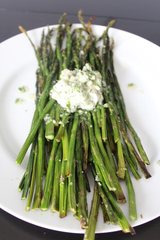 Roasted Asparagus with Herb Butter + recipe | Glitter & Grace Blog #springrecipe #asparagus